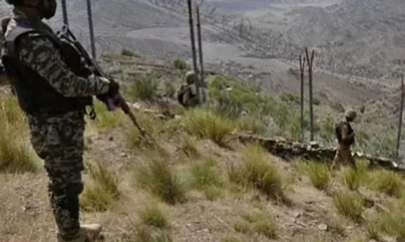 પાકિસ્તાન-અફઘાનિસ્તાન બોર્ડર પર ફરી તણાવ વધ્યો, હુમલામાં 3 પાકિસ્તાની સૈનિકો માર્યા ગયા