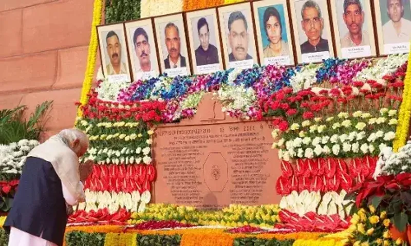 સંસદ પર હુમલો “2001” : PM મોદી સહિતના નેતાઓએ શહીદોને શ્રદ્ધાંજલિ અર્પણ કરી...