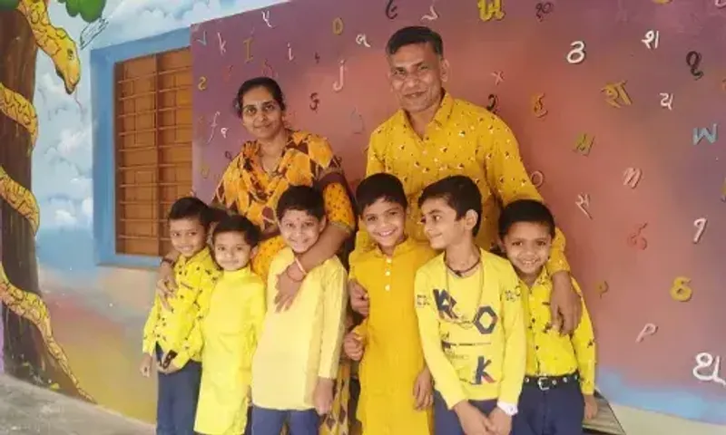 ભાવનગર : કુંભણ કેન્દ્રવર્તીના ઇનોવેટિવ શિક્ષક દંપતી દ્વારા “યલો-ડે”ની ઉજવણી કરાય…