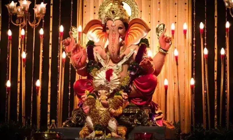 ગણેશ ઉત્સવ મનાવવાની પરંપરા સૌ પ્રથમ ક્યાથી શરૂ કરવામાં આવી? જાણીએ ઉત્સવ પાછળની કથા