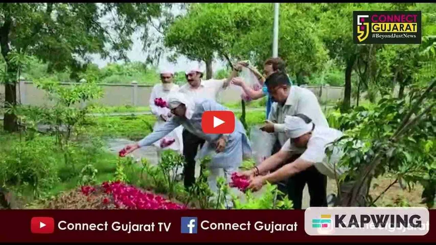 અંકલેશ્વર : મર્હુમ અહેમદ પટેલની કબરની અમરેલીના ધારાસભ્ય વીરજી ઠુમ્મરે લીધી મુલાકાત