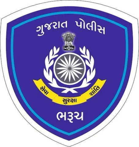 અંકલેશ્વર શહેરના 3 અલગ અલગ વિસ્તારોમાં પોલીસના દરોડા, દારૂના જથ્થા સાથે બુટલેગરોની અટકાયત...