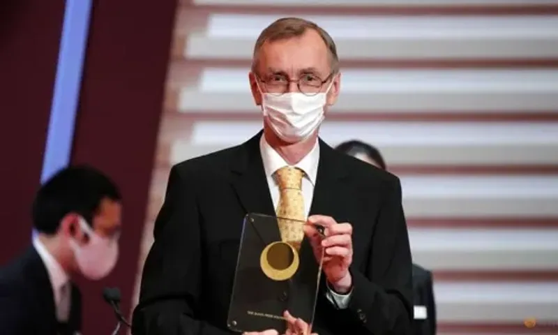 નોબેલ પુરસ્કાર 2022 : સ્વંતે પાબોને મેડિસિન નોબેલ પુરસ્કાર મળ્યો, જીનોમ સિક્વન્સિંગ પર કર્યું સંશોધન...