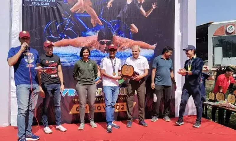 વલસાડ : ટ્રાયેથલોન સ્પર્ધામાં સરકારી ઈજનેરી કોલેજના પ્રાધ્યાપક વિજેતા, સંસ્થાનું ગૌરવ વધાર્યું...