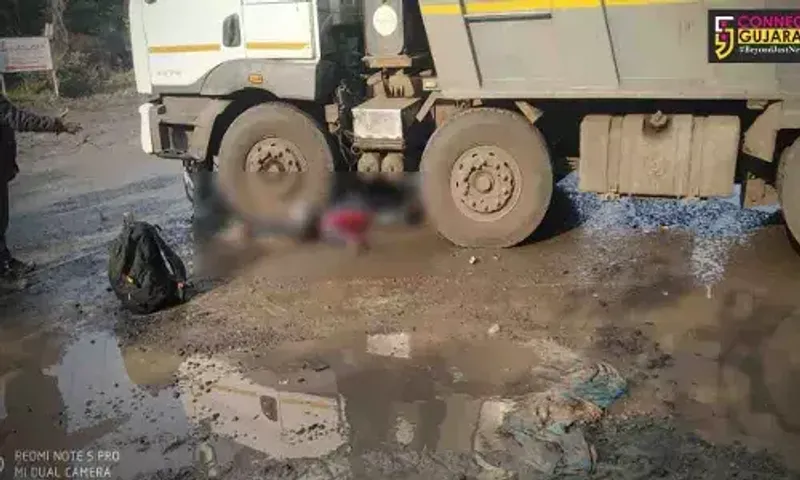 કાળમુખા ડમ્પરે ભરૂચના વાગરામા બાઇક ચાલકને ફંગોળતા ઘટના સ્થળે દમ તોડ્યો