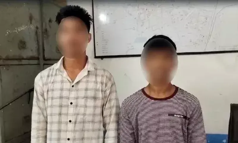 અંકલેશ્વર : પ્રોહિબિશન એક્ટના ગુનામાં સંડોવાયેલ 2 આરોપીની એ’ ડિવિઝન પોલીસે કરી ધરપકડ...