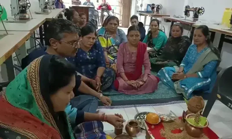 ભરૂચ: જન હિતાર્થ ચેરીટેબલ ટ્રસ્ટ દ્વારા સિવણ ક્લાસનો કરવામાં આવ્યો પ્રારંભ,મહિલાઓને આત્મનિર્ભર બનાવવા પહેલ
