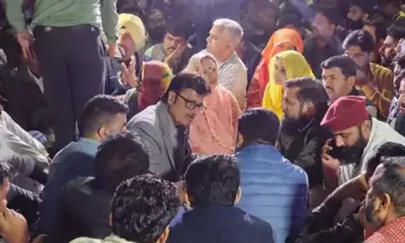 કરણી સેનાના અધ્યક્ષના હત્યારાઓની 5 રાજ્યોમાં શોધખોળ,આજે રાજસ્થાનના અનેક શહેરોમાં બંધનું એલાન