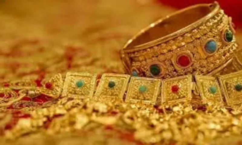 સોનાના ભાવમાં સતત વધારો, 72,000 રૂ. પ્રતિ 10 ગ્રામના રેકોર્ડ હાઈ પર પહોંચ્યો
