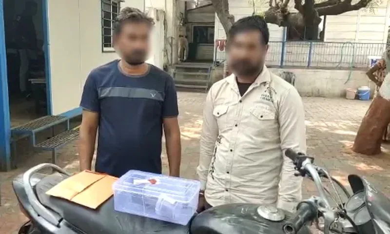 અંકલેશ્વર : અંદાડા ગામ નજીકથી દેશી તમંચા-જીવતા કારતૂસ સાથે 2 પરપ્રાંતીયોની પોલીસે કરી ધરપકડ...
