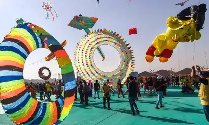 અમદાવાદ : રાજ્યનો પ્રસિદ્ધ આંતરરાષ્ટ્રીય પતંગ મહોત્સવ રિવરફ્રન્ટ ખાતે યોજાશે, વાંચો ક્યારે..!