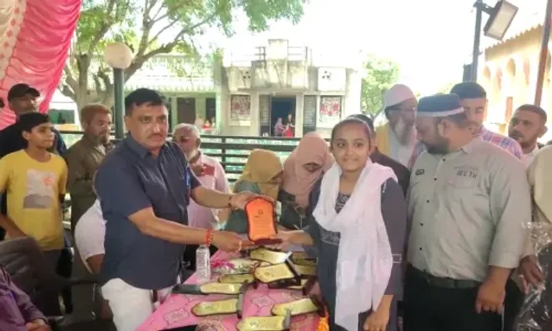 ભરૂચ: ઝઘડીયાના નવી તરસાલી ગામની શાળામાં તેજસ્વી વિદ્યાર્થીઓનો સન્માન સમારોહ યોજાયો