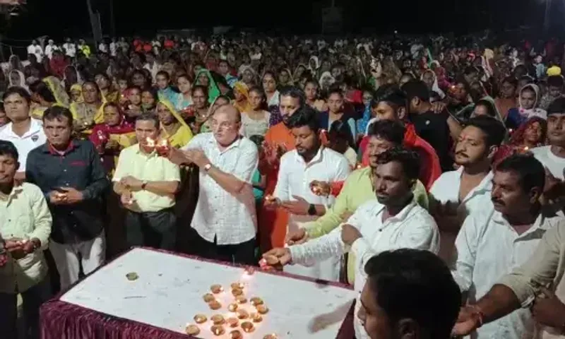 ભરૂચ : શ્રાવણ માસના અંતિમ શનિવારે હાંસોટના દંત્રાઇ ગામે હનુમાન ચાલીસાનું સમૂહ પઠન કરાયું...