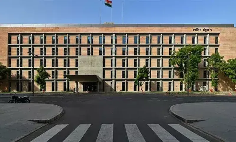 ગુજરાતના તમામ મંત્રાલયને નાણા વિભાગે કરકસર કરવા આપી સૂચના, પરિપત્ર કર્યો જાહેર...