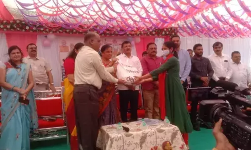 અંકલેશ્વર : ભડકોદ્રા ગામે ધારાસભ્ય ઈશ્વરસિંહ પટેલની ઉપસ્થિતીમાં બ્લોક હેલ્થ મેળાનું સફળ આયોજન...