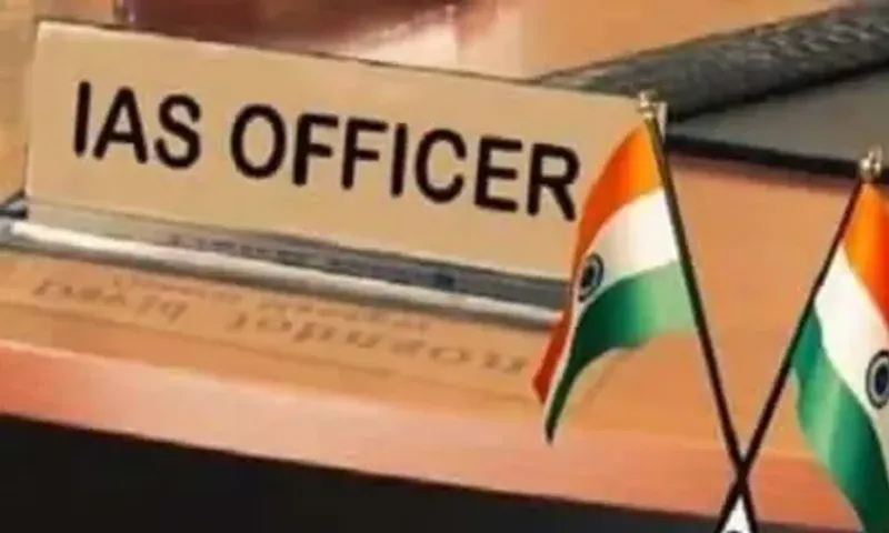 વધુ 2 IAS અધિકારીઓની કરાઈ બદલી,પી.ડી. પલસાણા અને ડૉ. કુલદીપ આર્યની બદલી કરાઈ