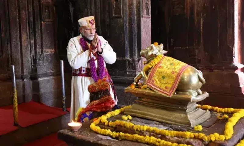 હિમાચલની મહિલાએ રજૂ કર્યો આ ખાસ ડ્રેસ, PM મોદી તે પહેરીને પૂજા કરી