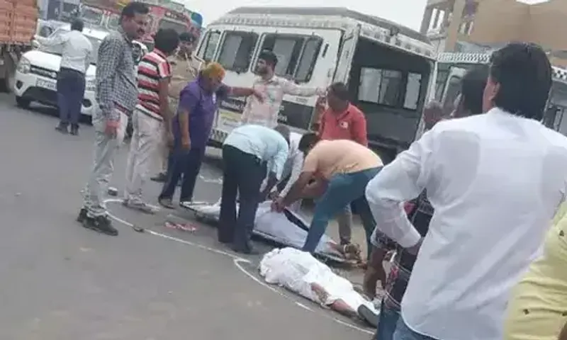 અમદાવાદ : 2 અકસ્માતમાં થયા 3નાં મોત, ઓઢવ રિંગ રોડ પર હિટ એન્ડ રનમાં 2નાં ઘટનાસ્થળે મોત, શાહપુરમાં AMTS બસે વૃદ્ધને કચડતા મોત