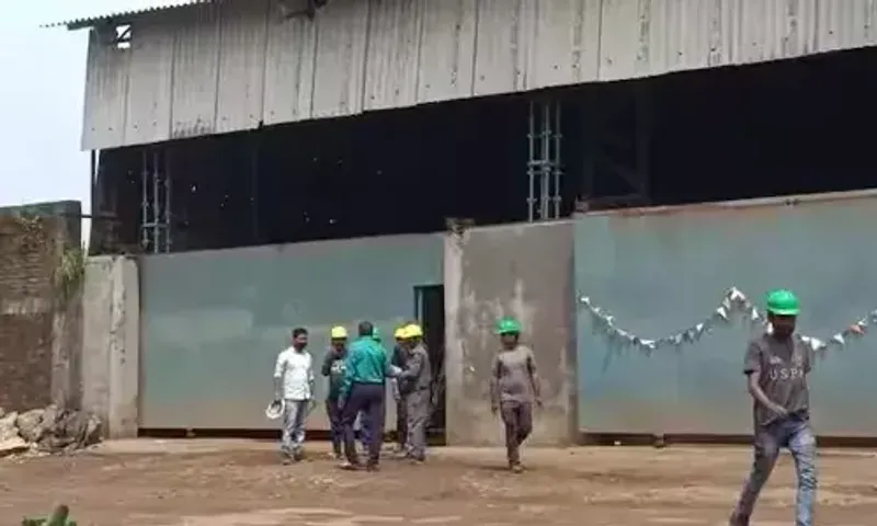 સેલવાસમાં ઇંગોટ બનાવટી કંપનીમાં થયો ભયંકર બ્લાસ્ટ, 12 લોકો ઇજાગ્રસ્ત, 4ની સ્થિતિ અતિ ગંભીર....