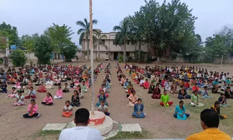 ભરૂચ: હાંસોટ તાલુકાનાં ઇલાવ ગામની આર.કે.વકીલ શાળામા વિશ્વ યોગ દિવસની કરવામાં આવી ઉજવણી