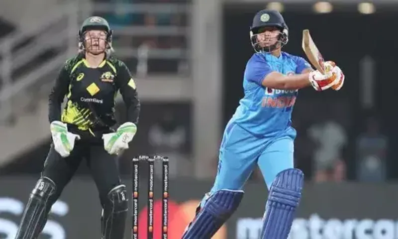 IND-W vs AUS-W 2nd T20: ભારતીય મહિલા ટીમે સુપર ઓવરમાં ઓસ્ટ્રેલિયાને હરાવ્યું..!