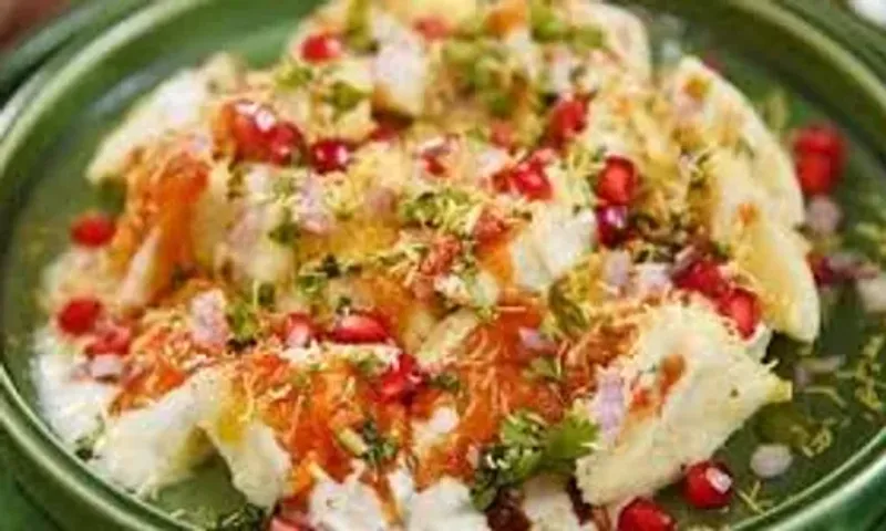 સાઉથ ઈન્ડિયન ઈડલીને આપો ટેસ્ટી અને ટેન્ગી ટ્વીસ્ટ… ટ્રાય કરો ઇડલી ચાર્ટ આની આગળ ફિક્કો પડી જશે આલૂ ટિક્કીનો સ્વાદ