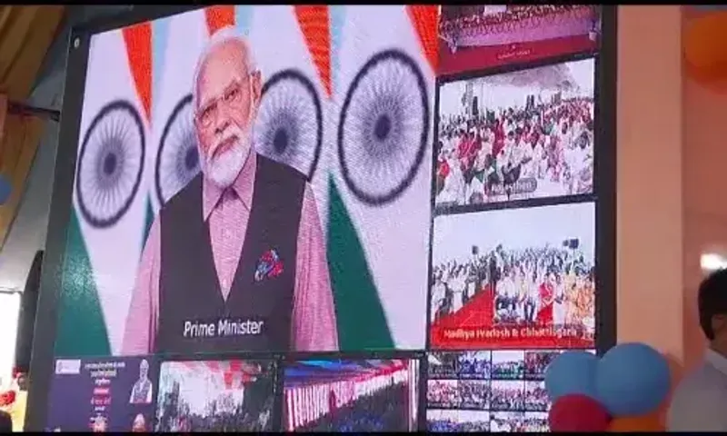 વડોદરા : કરજણ રેલ્વે સ્ટેશનનો કરાશે પુન: વિકાસ, PM મોદીના હસ્તે ઇ-શિલાન્યાસ વિધિ સંપન્ન...