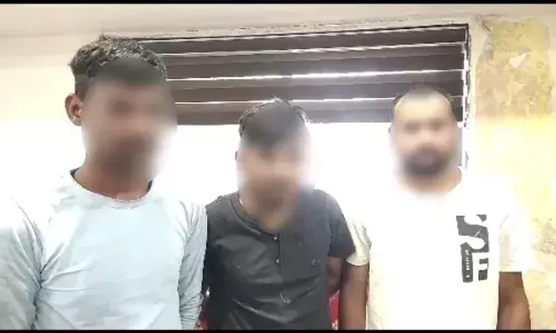 અંકલેશ્વર : રાજપીપળા રોડ પર કાર ચાલકને આંતરી રોકડ-મોબાઈલની લૂંટ ચલાવનાર 4 શખ્સોની ધરપકડ