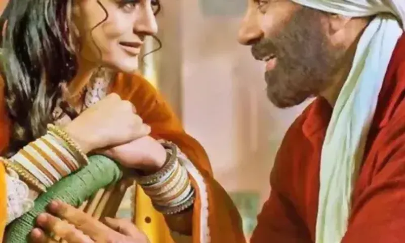 સિનેમાના ઇતિહાસમાં 'Gadar 2'નો સૌથી મોટો રેકોર્ડ, 'હિન્દુસ્તાન ઝિંદાબાદ'ના નારાથી ગૂંજ્યો આખો દેશ...