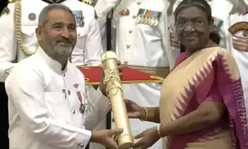 ગુજરાતના પ્રોફેસર ડો. તેજસ મધુસૂદન પટેલને મેડિસિન ક્ષેત્રે યોગદાન બદલ પદ્મ ભૂષણ એવોર્ડ