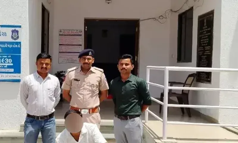 ભરૂચ: કુખ્યાત બુટલેગરને પાસા હેઠળ અમદાવાદ મધ્યસ્થ જેલમાં ધકેલાયો