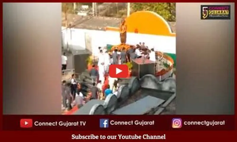 બિહારના સીએમ નીતીશ કુમારને એક યુવકે મારી થપ્પડ, થપ્પડ મારનાર યુવકની  પોલીસે કરી અટકાયત