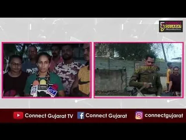 ભરૂચ: કલેકટર કચેરી નજીક વૃક્ષ પરથી સાપને પકડી સુરક્ષિત જગ્યાએ છોડી મુકતા જીવદયા પ્રેમીઓ, લોકોના ટોળા ઉમટ્યા