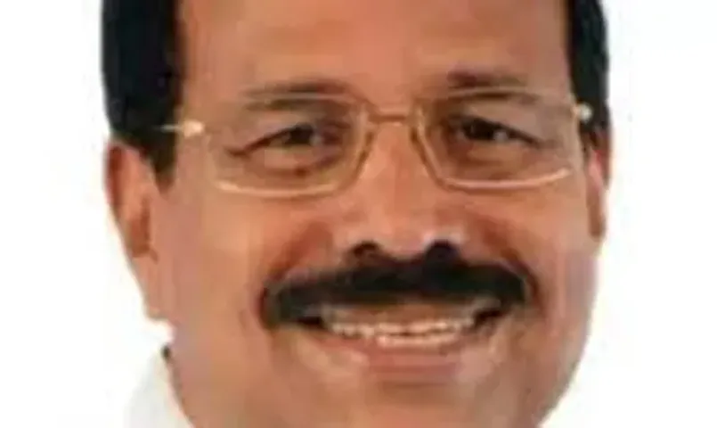 મલયાલમ ફિલ્મ પ્રોડ્યુસર પીવી ગંગાધરે 80 વર્ષે લીધા અંતિમ શ્વાસ, ખાનગી હોસ્પીટલમાં હતા સારવાર હેઠળ....