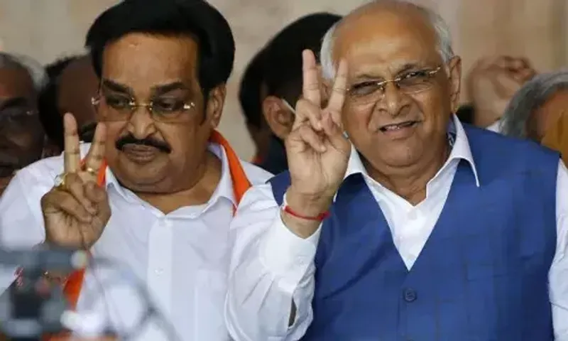 ભાજપ આવતી કાલે સંકલ્પ પત્ર જાહેર કરશે, આપ અને કોંગ્રેસે જાહેર કરી દીધું છે સંકલ્પ પત્ર