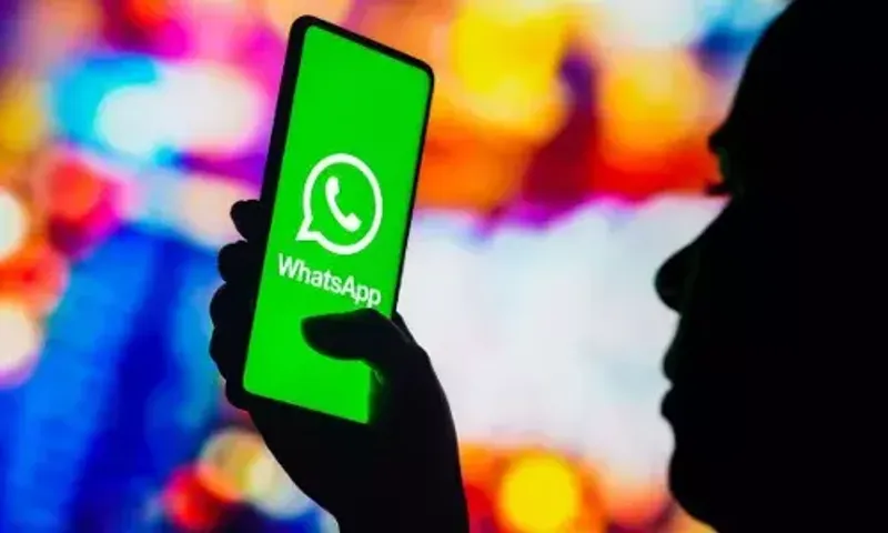 કેબ બુક કરવા સિવાય તમે WhatsApp પર કરી શકો છો આ 5 કામ, આજે જ ટ્રાય કરો.