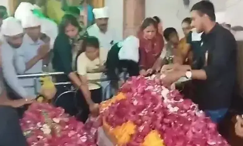 ભરૂચ: મઠમહેગામ ખાતે હરિ ગોસાઈ મહારાજ સમાધિ સાલગીરા મહોત્સવ ઉજવાયો