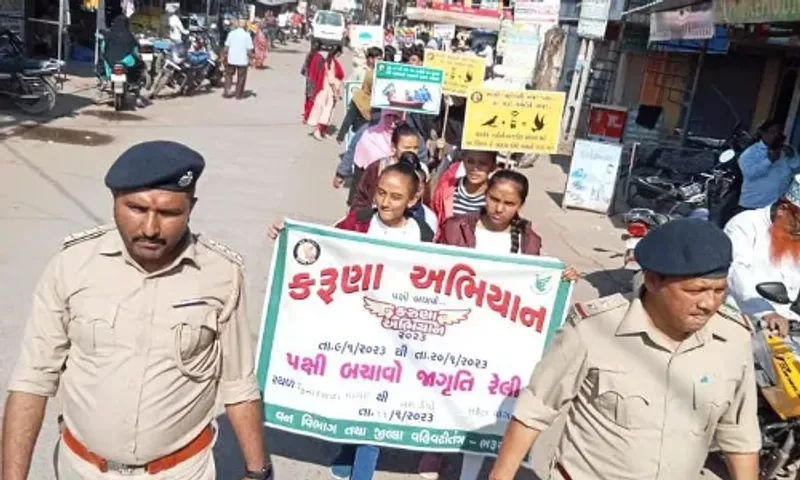 ભરૂચ : કરુણા અભિયાન અંતર્ગત જનજાગૃતિ અર્થે વાગરા વન વિભાગ દ્વારા રેલી યોજાય…