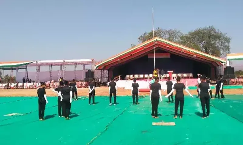ભરૂચ:નેત્રંગ ખાતે યોજાનાર જિલ્લાકક્ષાના પ્રજાસત્તાક પર્વની ઉજવણીની તમામ તૈયારીઓને આખરી ઓપ અપાયો,કાર્યક્રમનું રિહર્સલ યોજાયું