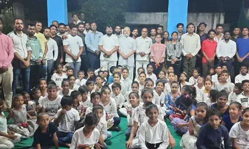 સુરત: પાંડેસરાના નાગસેન નગરના વિદ્યાર્થીઓ માટે સામાજિક માર્ગદર્શનનું સેમિનારનું કરાયું આયોજન