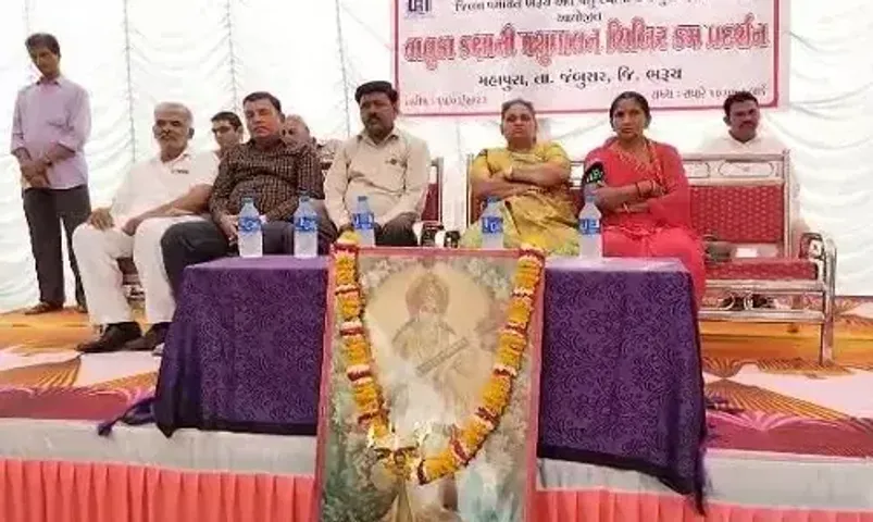 ભરૂચ : જંબુસરના મહાપુરા ગામે તાલુકા કક્ષાની પશુપાલન શિબિર યોજાય…