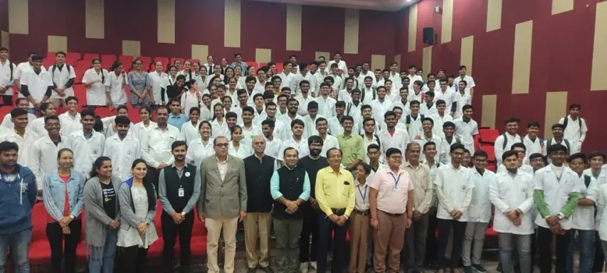 ભાવનગર : રિજીયોનલ સાયન્સ સેન્ટર ખાતે સ્ટોકહોમથી નોબેલ પારિતોષિકના કાર્યક્રમનું જીવંત પ્રસારણ યોજાયું