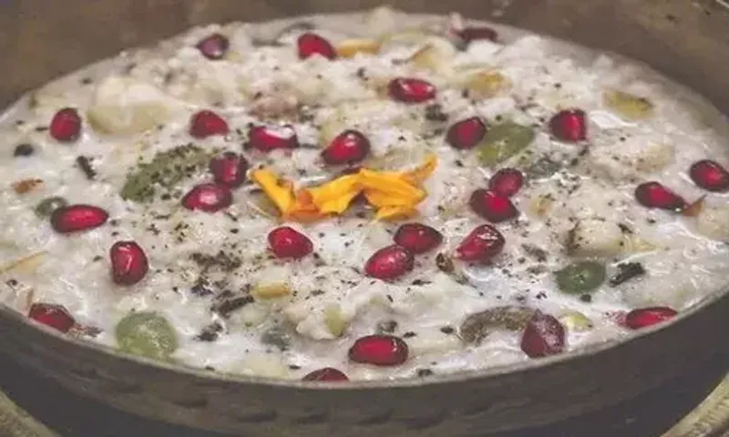 મકરસંક્રાંતિના તહેવારમાં અલગ અલગ જગ્યાઓ પર બનાવવામાં આવતી વાનગી મીઠાશ ઉમેરશે...