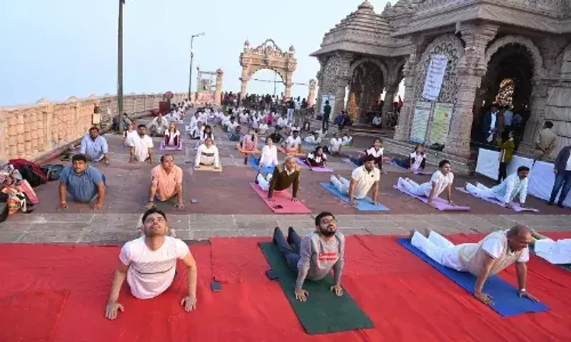 પાવાગઢ બન્યું યોગમય,આઇકોનિક સ્થળ પાવાગઢ ખાતે સૂર્ય નમસ્કાર કાર્યક્રમનું કરાયું આયોજન