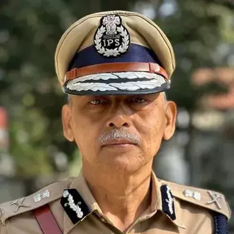 પેપર લીક કાંડ બાદ ગુજરાત સરકાર એક્શનમાં, IPS હસમુખ પટેલને સોંપી મહત્વની જવાબદારી