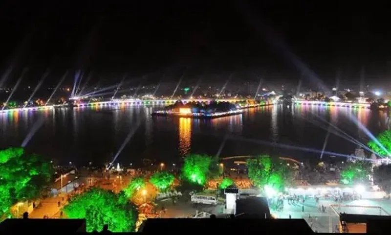 અમદાવાદમાં કાંકરિયા કાર્નિવલનો આજથી પ્રારંભ, વિકસિત ભારત સંકલ્પ થીમ પર લેસર શોનું કરાયું આયોજન