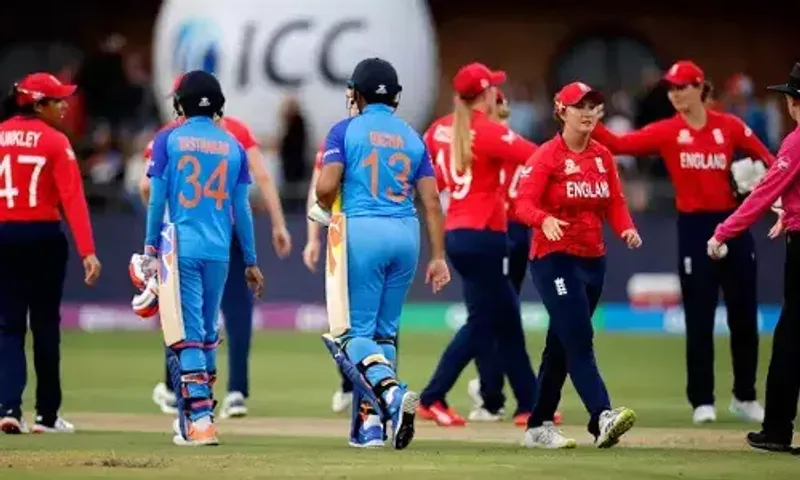 મહિલા T20 વર્લ્ડકપ : ઇગ્લેન્ડ સામે ભારતનો 11 રને પરાજય