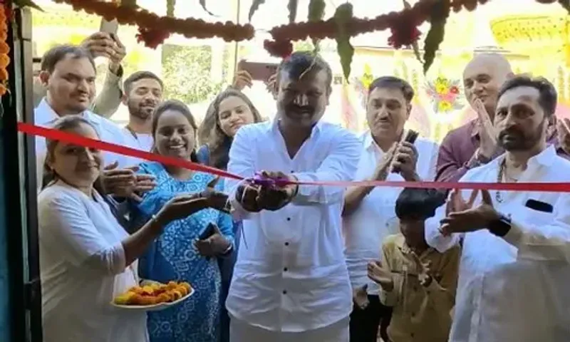 ભરૂચ : ઝઘડીયાના વેલુગામ હેલ્થ એન્ડ વેલનેસ સેન્ટરનું ધારાસભ્યના હસ્તે લોકાર્પણ...