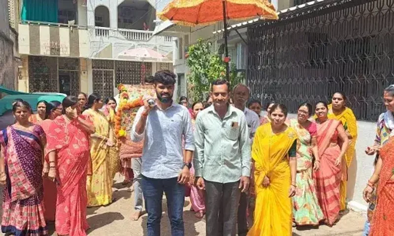 ભરૂચ : ઝઘડિયા પંથકમાં ઠેર ઠેર હનુમાન જયંતિની ભવ્ય ઉજવણી કરવામાં આવી, હનુમાન ચાલીસાના પાઠ ઉપરાંત સુંદરકાંડના પાઠનું પણ કરવામાં આવ્યું આયોજન