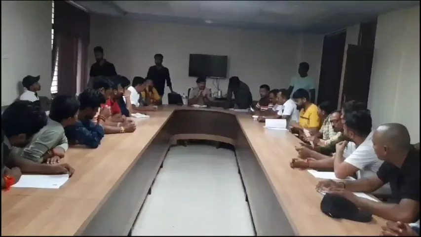 ભરૂચ : આમોદ તાલુકા પંચાયત ખાતે ગણેશ મહોત્સવ અંગે યુવક મંડળોની બેઠક યોજાય...
